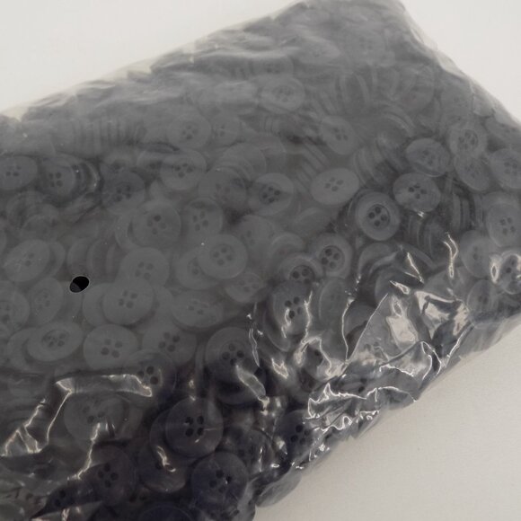 Navy Blue 4 hole 24L Button 5/8" 15.3mm 10 Gross 1440 buttons Flat Opaque - Picture 4 of 4